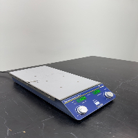 Multi-Position Hotplate Stirrer image 0